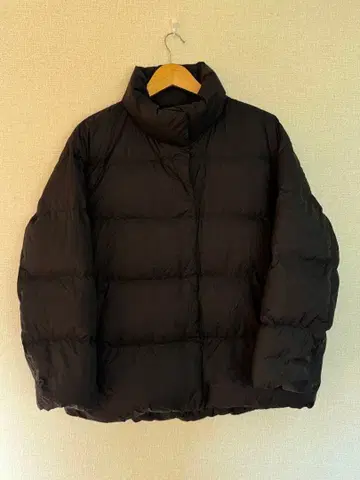 유니클로 울트라 라이트 다운 블랙 XL 다운 자켓 라이트 다운