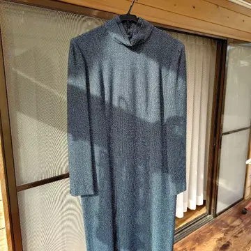 준 아시다 하이넥 원피스