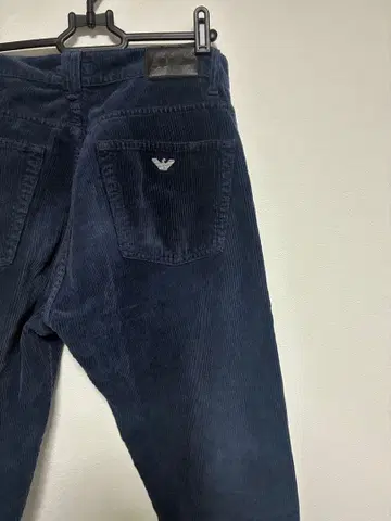 인기 아르마니 진스 코듀로이 팬츠 원 포인트 네이비 30