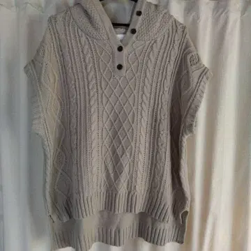 후드 부착 니트 베스트