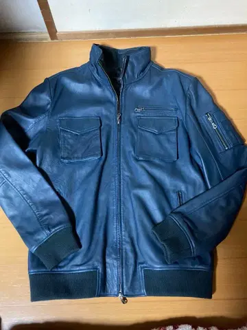 류 가죽 밀리터리 자켓