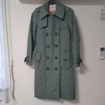 denicher 올리브 그린 퀼팅 트렌치코트 여성용