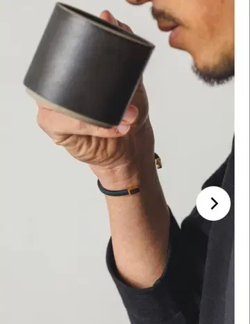 PIG & HEN 팔찌 블랙&골드