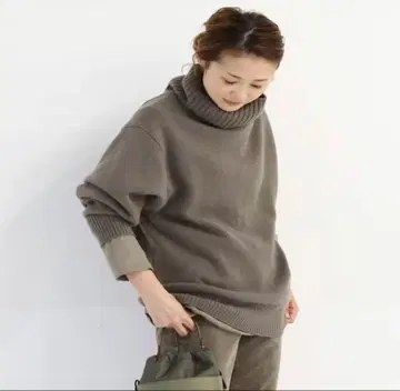 두지엠 클라세 미들 게이지 터틀 니트 그레이