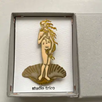 studio trico 미로의 비너스 브로치