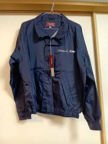 초레어 택 포함 JAS CARGO 윈드 브레이커 미피