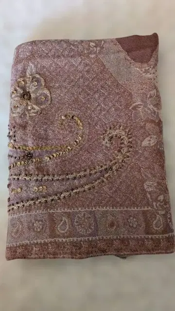 더스티 핑크 계열 스톨