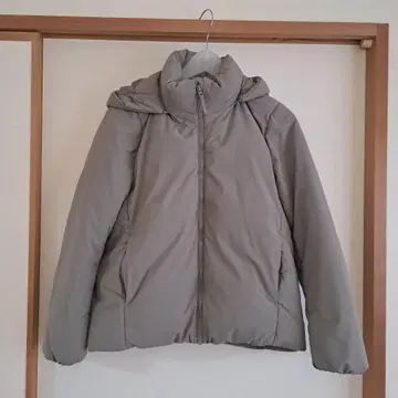 유니클로 하이브리드 다운 파카 M