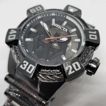 한정판 인빅타 52mm 스타워즈 다스 베이더/볼트 오토