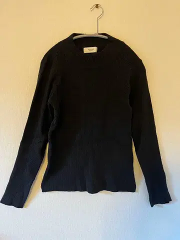 BEAMS 빔즈 리브 하이넥 스웨터 블랙