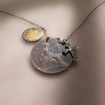 로라 리 주얼리 앤티크 코인 펜던트