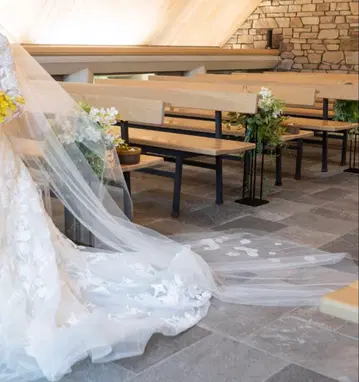 [퍼스트 오너] 웨딩 베일 THE TREAT DRESSING