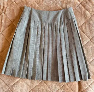 그레이 체크 무늬 플리츠 미니 스커트