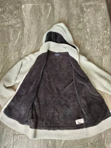 타카큐 (TAKAQ) 풀 집업 후드 부착 그레이 후드티