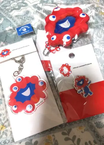 미야쿠미야쿠 키링 & 핀 배지 3종 세트