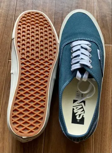 [ 미사용 새상품 ] VANS PREMIUM 오센틱 27.5cm