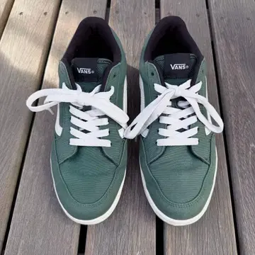 새상품급 26.0cm VANS 그린 스니커즈