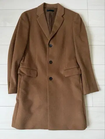 유니클로 브라운 체스터 코트 5개 버튼