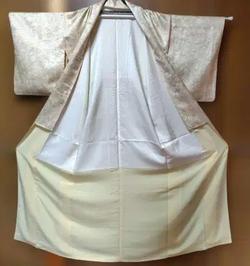 새상품급 호몬기 크림색 옅은 핑크와 화이트 꽃무늬