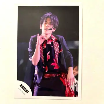 아라시 니노미야 카즈나리 공식 사진