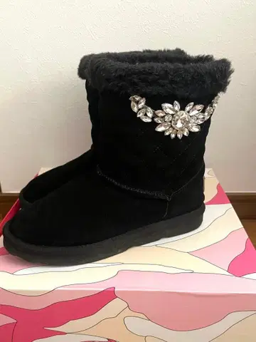 Rady 비쥬 포함 어그 부츠 블랙