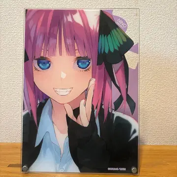 니노 아크릴 스탠드 피스 사인