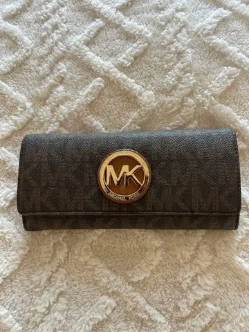 Michael Kors 다크 브라운 장지갑