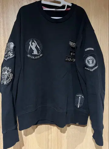 ALPHA REMOVE BEFORE FLIGHT 블랙 맨투맨 L