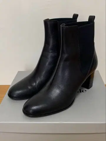 Odette e Odile 사이드 고어 부츠 블랙 가죽 25cm