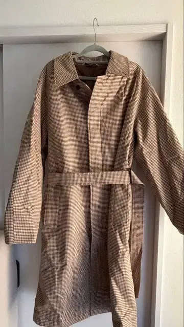 [ 연말까지 ] 유니클로 x JW 앤더슨 트렌치코트