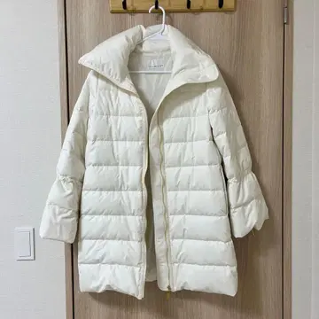 M-premier 화이트 다운 자켓
