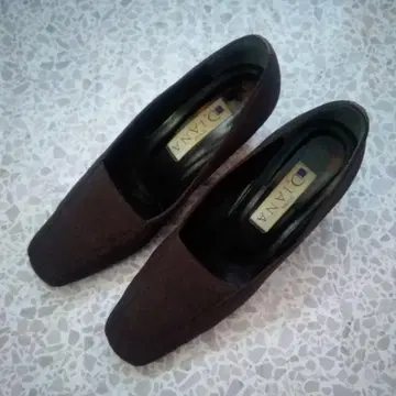 DIANA 브라운 펌프스 중간 힐