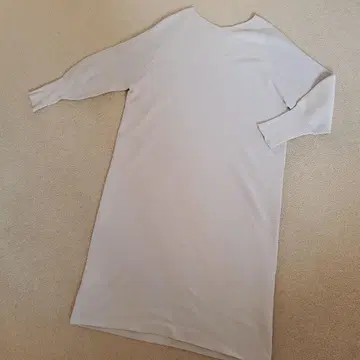 38 자유구 라이트 베이지 니트 원피스 소매 리브