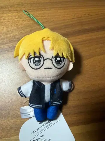 INI GiGO 한정판 콜라보 봉제 인형 타지마