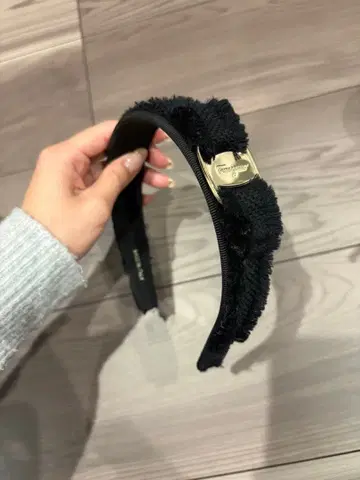 페라가모 머리띠