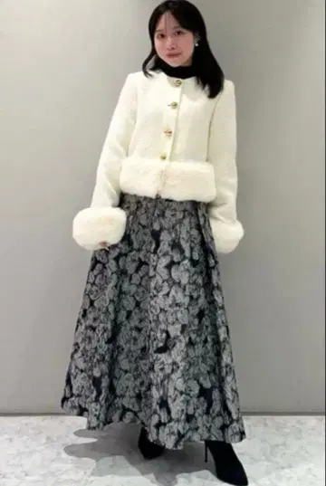 그레이스 콘티넨탈 트위드 콤비 자켓 택 포함 새상품