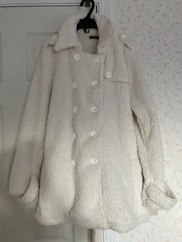 화이트 플리스 더블 브레스트 자켓