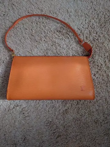 오렌지 핸드백