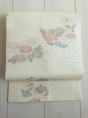 나고야 오비 크림색 심플 동백 부풀린 직조 귀여운 샤레 오비