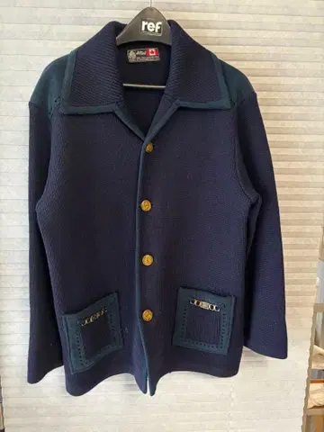 빈티지 니트 자켓 금 장식 포함 90s