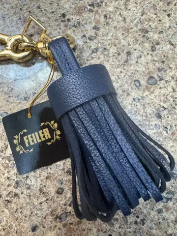 페이 태슬 참 다크 네이비 미사용