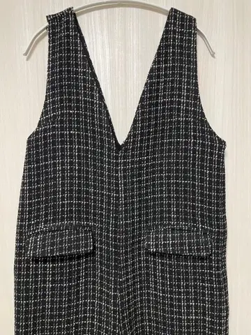 [ 새상품 미사용 ] aquagarage 트위드 V넥 살로펫