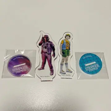 스트레인저 싱스 아크릴 스탠드 2개 세트 더스틴