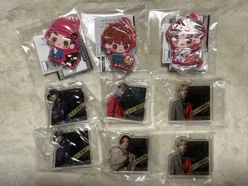 FANTASTICS 러버 마스코트 산리오 콜라보 BOT