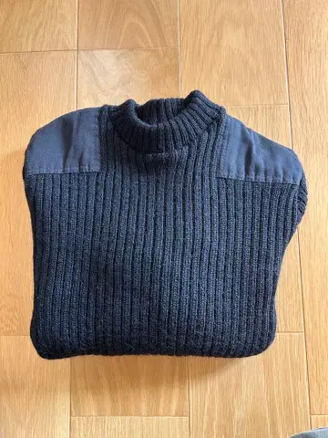 명령어 스웨터 블랙 made in england