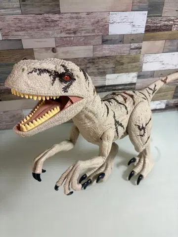 쥬라기 월드 슈퍼빅! 아트로키랍토르