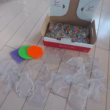 펄러비즈 세트 (다색 비즈 포함)