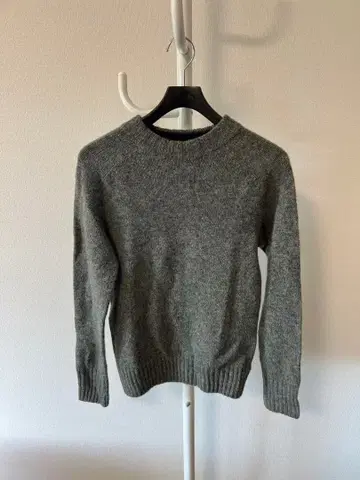 MHL, 마가렛호웰 그레이 크루넥 스웨터