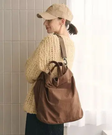 BEAUTY & YOUTH 파티션 빅 토트백 새상품 모카