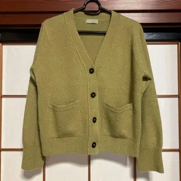 마가렛호웰 올리브 그린 V넥 가디건